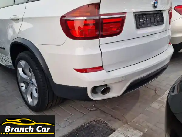 بي إم دبليو X5 خليجي (2013) فل أوبشن - بانوراما - بحالة ممتازة! (30,000 ريال)