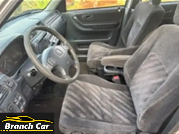 هوندا CRV 2000 بحالة ممتازة - فرصة لا تُفوّت في عمان!