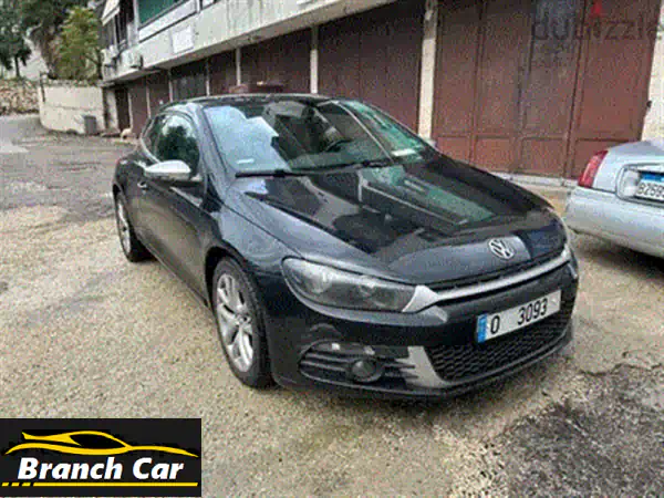 فيات 500L 2014 بيضاء - مثالية للجامعة! (سعر مميز)