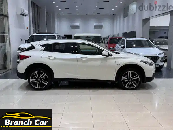 انفنتي QX30 2019 بيضاء - فاخرة وعملية بسعر لا يُقاوم!