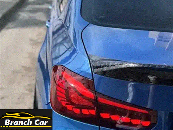 BMW 330i 2018 رياضية -  فرصة لا تُفوّت!  (حالة ممتازة، ضمان، مواصفات رياضية)