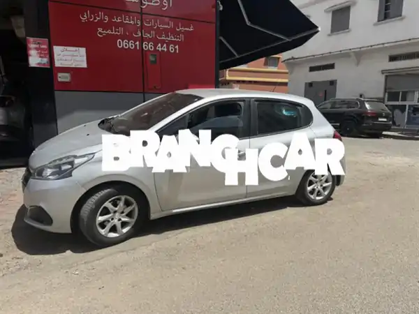 بيجو 208 ديزل بحالة ممتازة - سعر مغرٍ! (نظام...