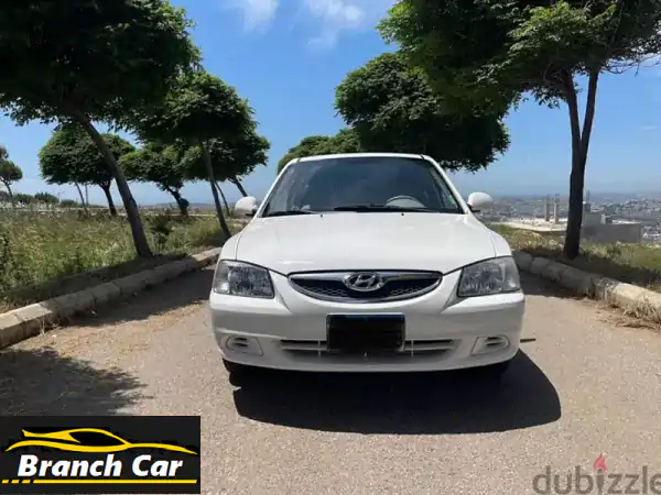 هيونداي فيرنا 2014 بيضاء، نظيفة جداً، بحالة ممتازة...