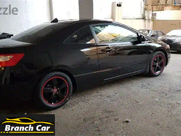 هوندا سيفيك 2013 بحالة ممتازة - سعر مغرٍ!  (صيانة دورية، بدون حوادث)