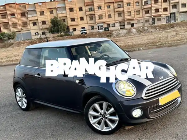 Mini Cooper Essence 2013 بحالة ممتازة - فرصة لا تُفوّت!