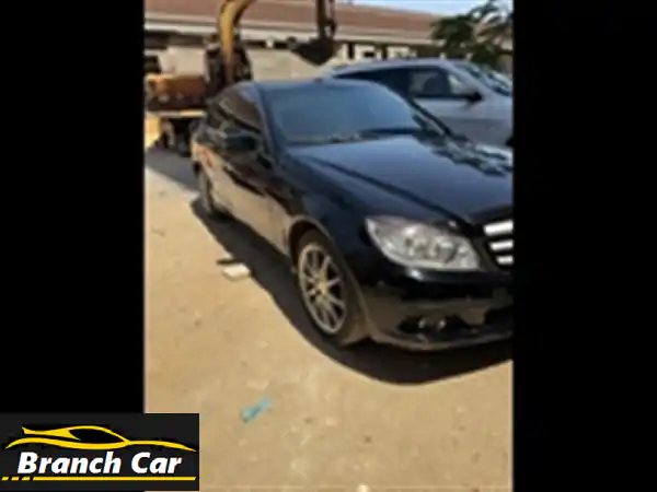 مرسيدس C200 موديل 2011 - فابريكا بالكامل! فرصة لا تُفوّت...