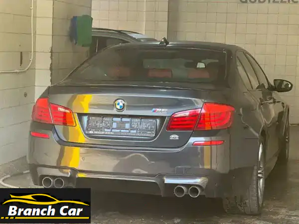 بي إم دبليو M5 2013 - حالة ممتازة، يدين فقط، فرصة لا تُفوّت!