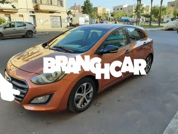 هيونداي i30 ديزل يدوي 2015 - حالة ممتازة - الدار البيضاء