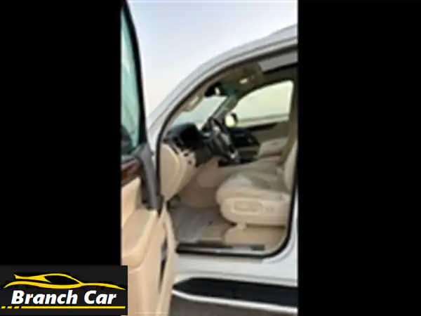 لكزس LX 570 بحالة ممتازة للبيع في جدة! فرصة لا تُفوّت!