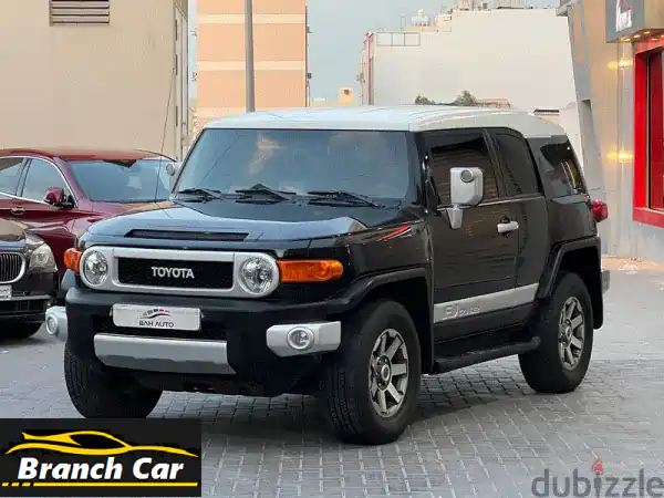 تويوتا FJ Cruiser 2012 بحالة ممتازة - وكالة البحرين - 6600 دينار