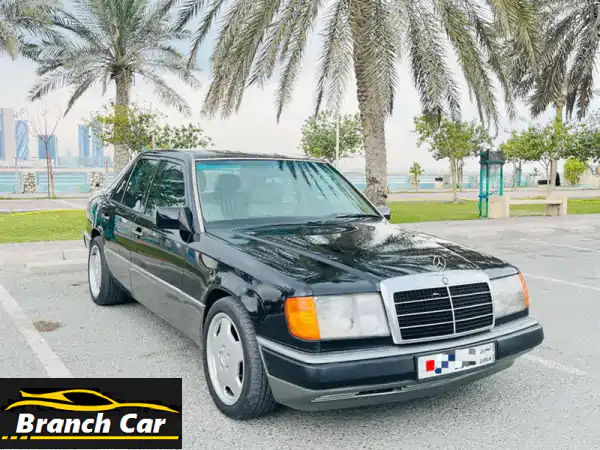 مرسيدس بنز E200 موديل 1993 - كلاسيكية أنيقة بحالة ممتازة! (مع سنة تأمين)