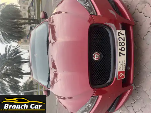 جاغوار XF 2014 فاخرة - بحالة ممتازة! (سيدة مالكه)