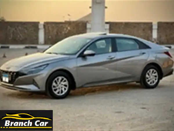 هيونداي إلنترا CN7 2022 - فابريكا بالكامل - حالة ممتازة...