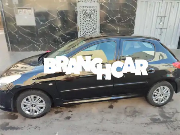 بيجو 504 سماسرية بحالة ممتازة - فرصة لا تُفوّت!
