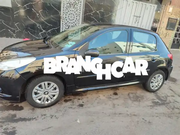 بيجو 504 سماسرية بحالة ممتازة - فرصة لا تُفوّت!
