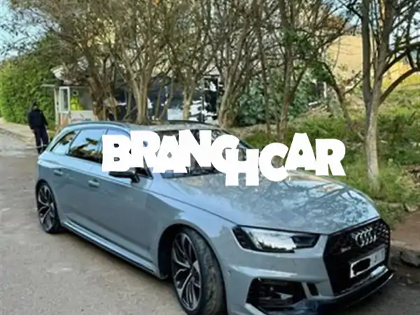 أودي RS4 ناردو جراي -  فخامة رياضية بلمسة إنسانية