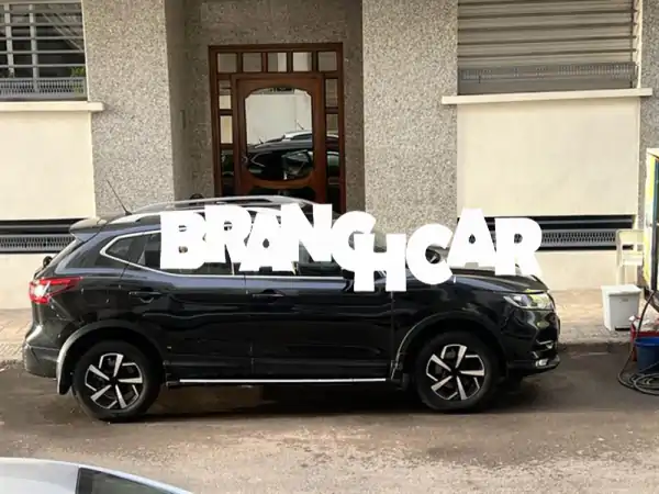قشقاي نيسان بحالة ممتازة - فرصة لا تُفوّت!