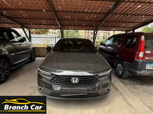 هوندا أكورد هايبرد 2024 الرياضية! فرصة فريدة في لبنان...