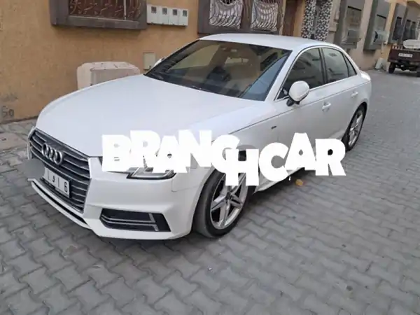 أودي A4 2017 - بحالة ممتازة وكاملة المواصفات!...