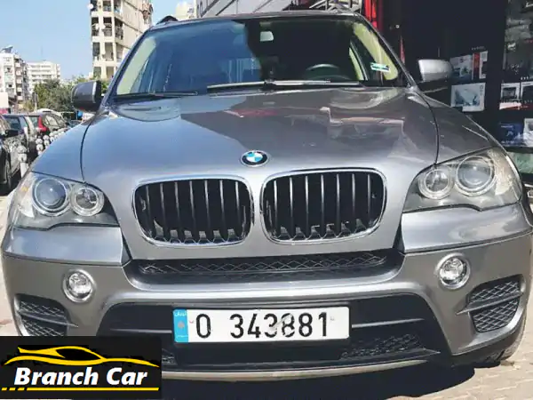 BMW X5 2011 (xDrive) -  فخامة ألمانية بحالة ممتازة!...
