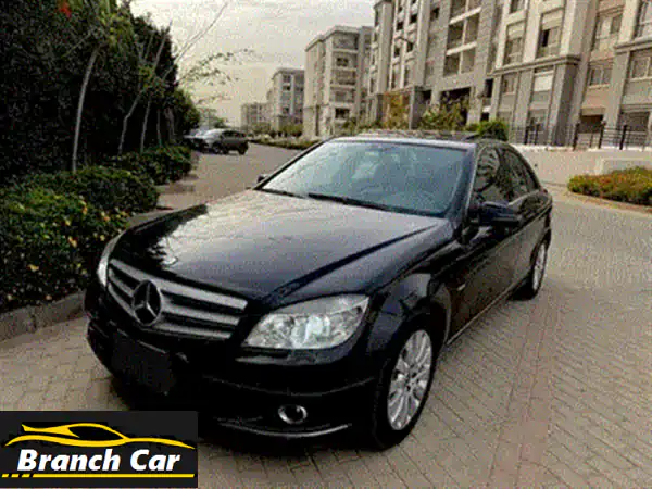 مرسيدس بنز C250 CGI 2010 بحالة ممتازة - فرصة لا تُفوّت!