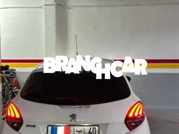 بيجو 208 ديزل يدوي 2019 - فرصة ذهبية في طنجة!  سعر مغرٍ