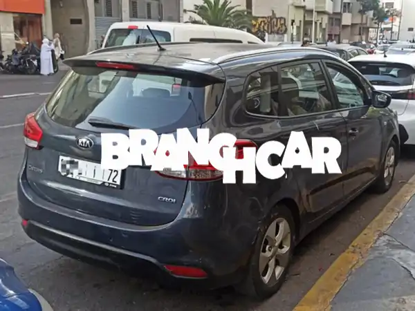 كيا كارينز 2015 بحالة ممتازة - فرصة لا تُفوّت!