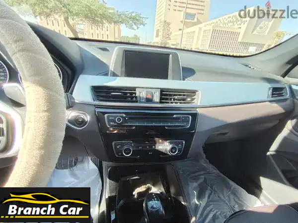 بي إم دبليو X1 2017 بحالة ممتازة -  سعر مغرٍ!  (صيانة BMW كاملة)