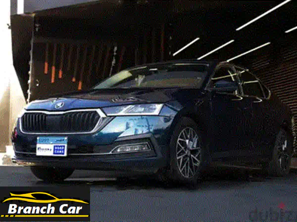 سكودا أوكتافيا 2021 حمراء - كالجديدة! 🚗 فقط 5000 كم!