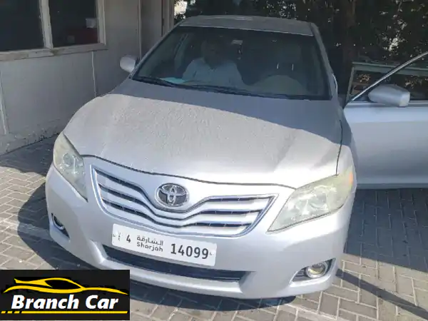 تويوتا كامري 2010 فضي 230,000 كم في الشارقة خدمة...
