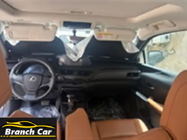 لكزس UX 2022: تجربة قيادة فاخرة بأداء استثنائي! 🚗