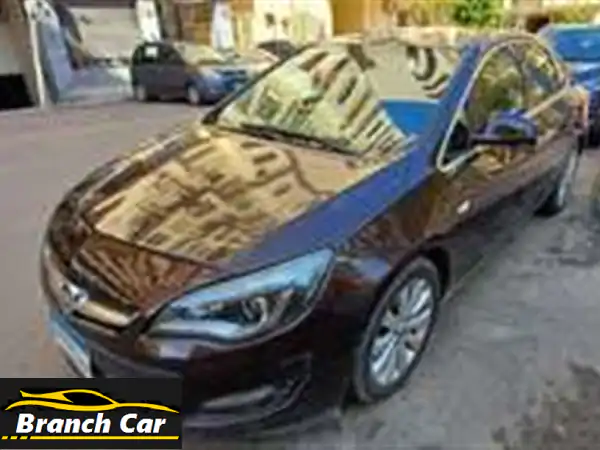 أوبل أسترا 2017 أنجوي بلاس - أعلى فئة - بحالة ممتازة...