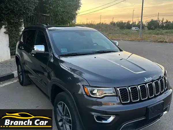 جيب جراند شيروكي 2018 Limited Plus - SUV فاخرة بحالة ممتازة!...