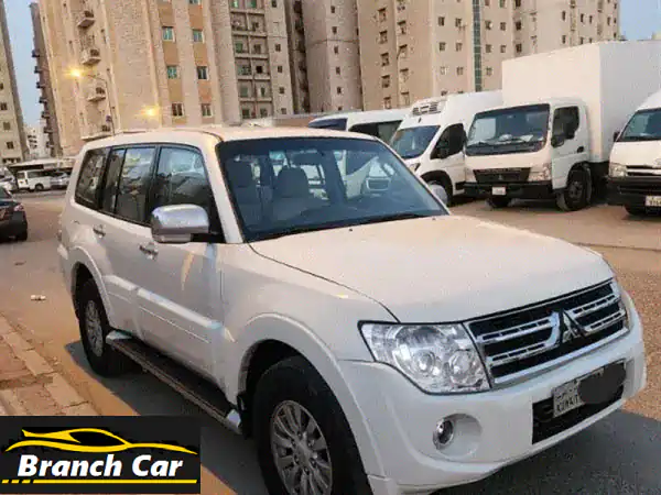 ميتسوبيشي باجيرو 2013 GLS بيضاء - بحالة ممتازة!...