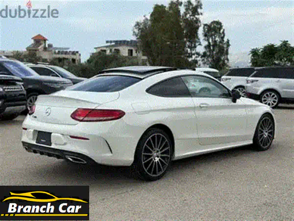 مرسيدس C300 كوبيه 2019 - كالجديدة! 9,000 ميل فقط - فرصة لا تُفوّت!
