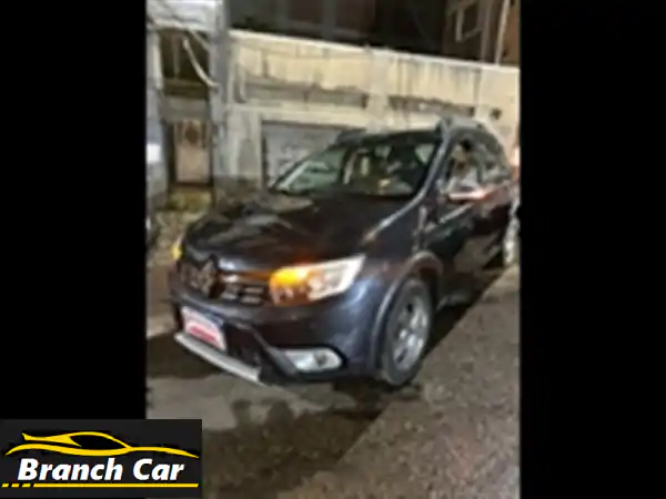 رينو سانديرو ستيبواي (مستعملة بحالة ممتازة) -...