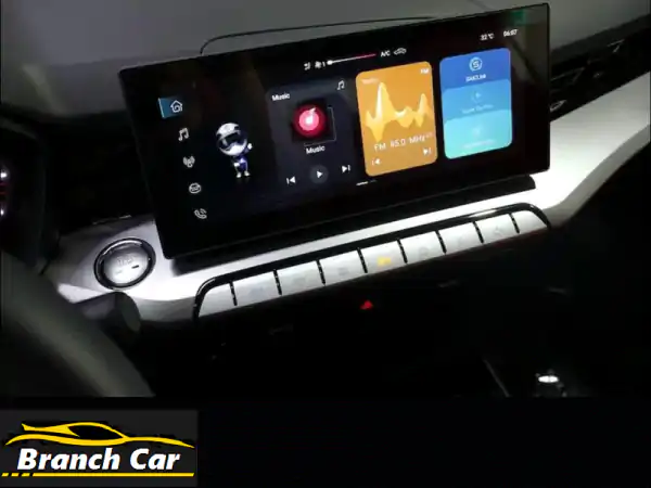MG GT 2024 - كالجديدة!  (9000 كم فقط، أبيض، فتحة سقف، وارد أمريكا)