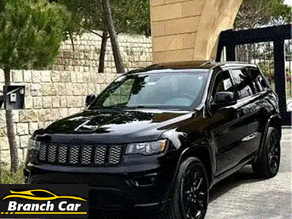 جيب شيروكي 2018 (Altitude) - SUV فاخرة، بحالة ممتازة! 80,000...