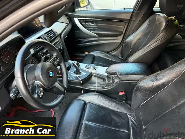 بي إم دبليو 320i M Sport 2016 - أسود فاحم، بحالة ممتازة! (153,000 كم)