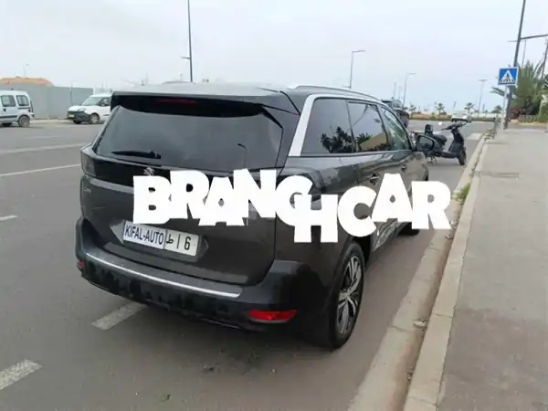 بيجو 5008 موديل 2021 بحالة ممتازة - فرصة لا تُفوّت!  (كifal Auto)