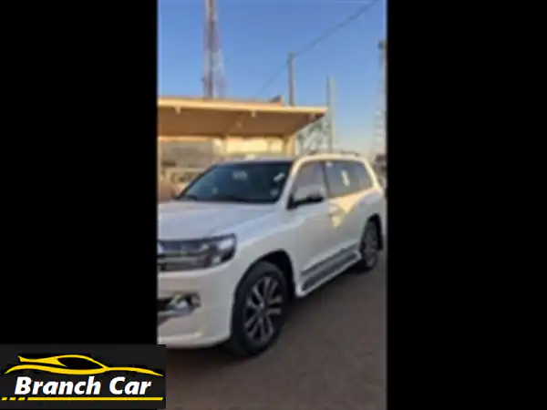 لاند كروزر 2019 بحالة ممتازة! 🚗  أداء قوي وعمر افتراضي أطول!