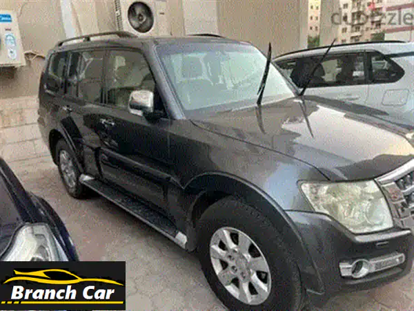 ميتسوبيشي باجيرو 2015 GLS V6 فل أوبشن - بحالة ممتازة! (سعر مميز)