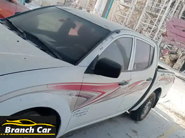 ميتسوبيشي L200 بيك آب 2013 - بحالة ممتازة! فقط 300 كم! -...