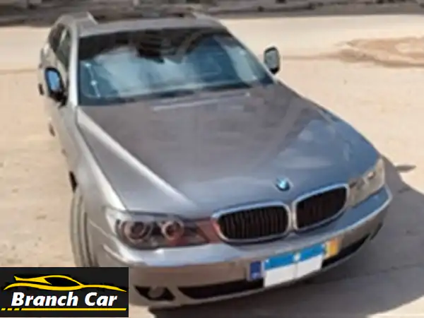 بي إم دبليو 740i 2007 -  فابريكا بحالة ممتازة! (29 ألف كم فقط!)