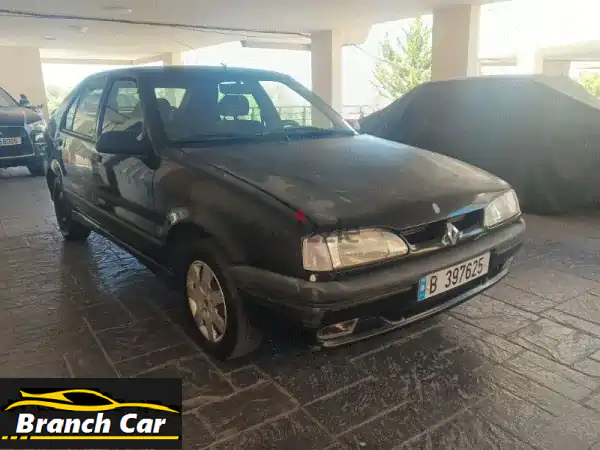 رينو 1996 بحالة ممتازة! فرصة لا تُفوّت!