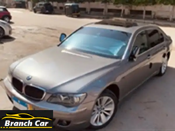 بي إم دبليو 740i 2007 -  فابريكا بحالة ممتازة! (29 ألف كم فقط!)
