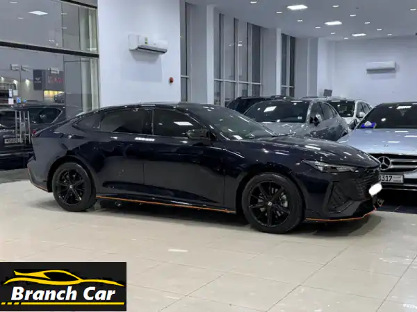 تشانجان UNI-V 2025 سوداء - كالجديدة! 4,950 كم فقط - فرصة ذهبية!