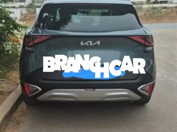 Kia Sportage 2023: رحلة آسرة بانتظارك! (أوتوماتيك، كاسيت)