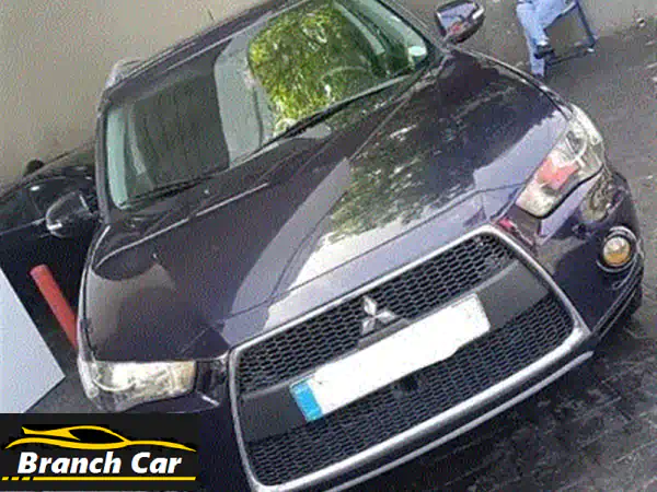 ميتسوبيشي أوتلاندر 2009 بحالة ممتازة! فرصة ذهبية!