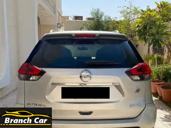 نيسان إكس تريل 2019 بحالة ممتازة - 7 ركاب - خيارات كاملة!
